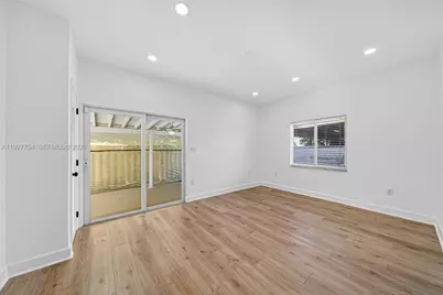 426 SW 26th Rd, Miami, FL 33129 - Photo 23
