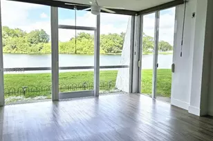 9450 Poinciana Pl, Davie, FL 33324 - Photo 1