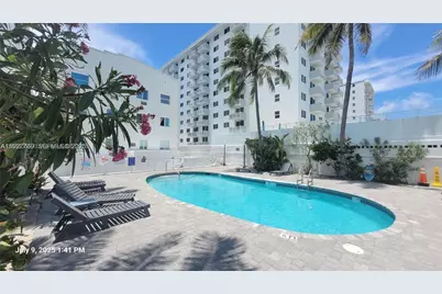 335 Ocean Dr #215, Miami Beach, FL 33139 - Photo 3