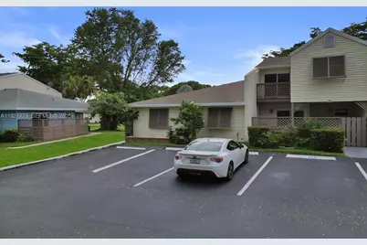 251 W Hemingway Cir, Margate, FL 33063 - Photo 35