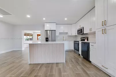 8952 SW 10th Ter, Miami, FL 33174 - Photo 3