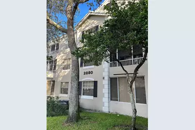 2880 N Oakland Forest Dr #209, Oakland Park, FL 33309 - Photo 1