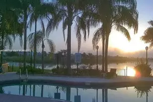 2880 N Oakland Forest Dr, Oakland Park, FL 33309 - Photo 13