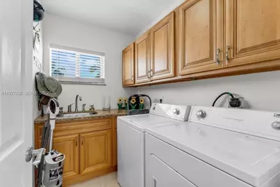 11 Center Ln, Key Largo, FL 33037 - Photo 21