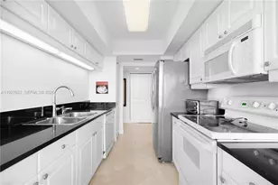 21055 Yacht Club Dr, Aventura, FL 33180 - Photo 13