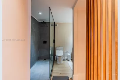 2301 Collins Ave #719, Miami Beach, FL 33139 - Photo 9