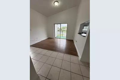 1971 NW 96th Ter #9G, Pembroke Pines, FL 33024 - Photo 5