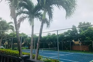 7795 Grande St, Sunrise, FL 33351 - Photo 9