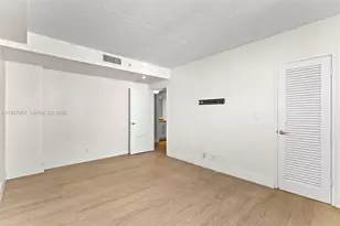 3001 S Ocean Dr, Hollywood, FL 33019 - Photo 19