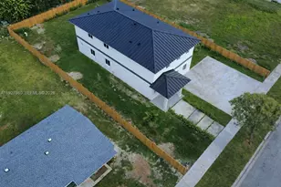 722 NW 6th Ct, Florida City, FL 33034 - Photo 5