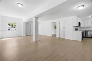 465 NE 165th St, Miami, FL 33162 - Photo 5