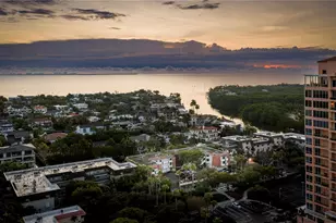 6855 Edgewater Dr, Coral Gables, FL 33133 - Photo 3