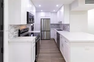 6855 Edgewater Dr, Coral Gables, FL 33133 - Photo 5