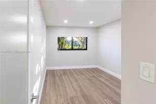 6855 Edgewater Dr, Coral Gables, FL 33133 - Photo 13