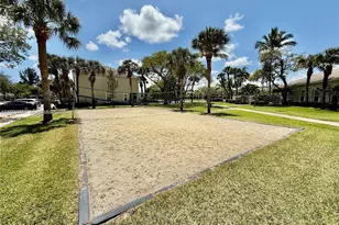 4855 Palmbrooke Cir, West Palm Beach, FL 33417 - Photo 7