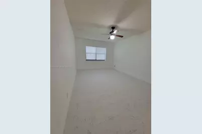 8290 Lake Dr #219, Doral, FL 33166 - Photo 15