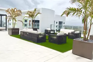 1010 SW 2nd Ave, Miami, FL 33130 - Photo 17