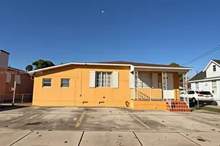 1020 NW 33rd Ave, Miami, FL 33125 - Photo 13