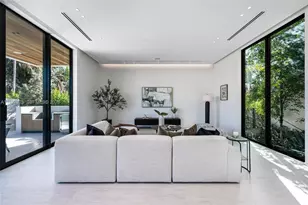 8935 Froude Ave, Surfside, FL 33154 - Photo 11