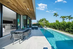 8935 Froude Ave, Surfside, FL 33154 - Photo 23