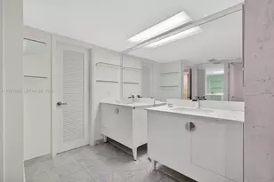 600 Grapetree Dr, Key Biscayne, FL 33149 - Photo 33