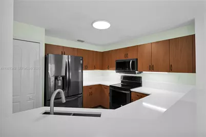 12832 SW 30th St #118, Miramar, FL 33027 - Photo 7