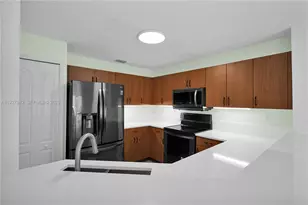 12832 SW 30th St, Miramar, FL 33027 - Photo 7