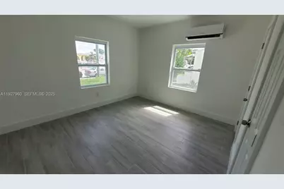 560 NW 53rd St, Miami, FL 33127 - Photo 5