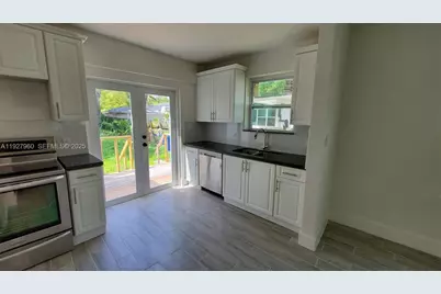 560 NW 53rd St, Miami, FL 33127 - Photo 3