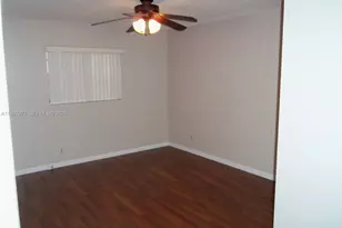 10551 W Broward Blvd, Plantation, FL 33324 - Photo 7