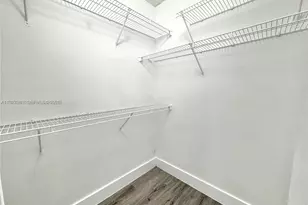 677 SW 111th Ave, Pembroke Pines, FL 33025 - Photo 13