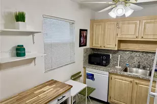 293 Seville M, Delray Beach, FL 33446 - Photo 17