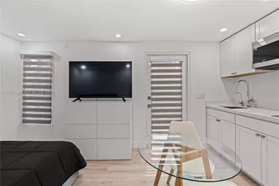 5855 SW 62nd St #1, Miami, FL 33143 - Photo 3