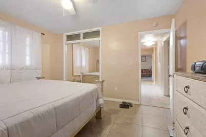 111 NE 175th St, North Miami Beach, FL 33162 - Photo 21