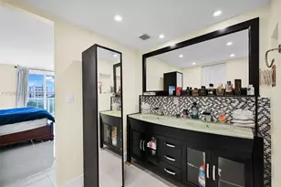 100 Bayview Dr, Sunny Isles Beach, FL 33160 - Photo 35