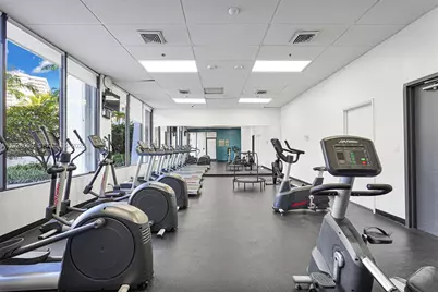 100 Bayview Dr #606, Sunny Isles Beach, FL 33160 - Photo 47