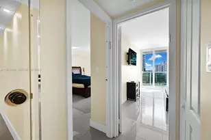 100 Bayview Dr, Sunny Isles Beach, FL 33160 - Photo 27