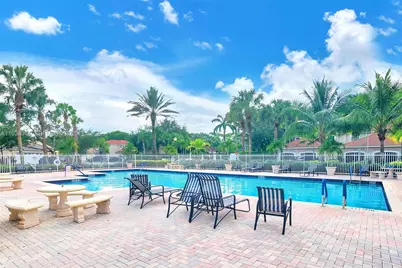 1491 Sorrento Dr #1491, Weston, FL 33326 - Photo 29