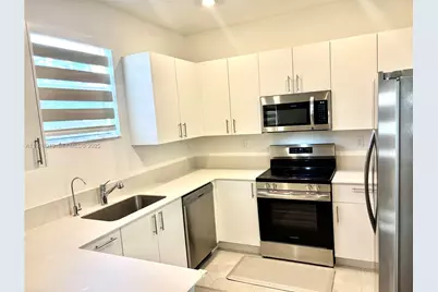 2833 SE 25th Ave #2833, Homestead, FL 33035 - Photo 3