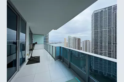 200 Biscayne Boulevard Way #3106, Miami, FL 33131 - Photo 3