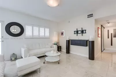 1110 Venetian Way #1A, Miami, FL 33139 - Photo 3