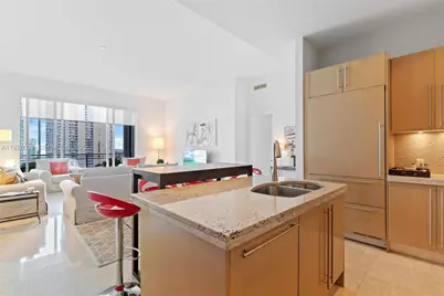 900 Brickell Key Blvd #2002, Miami, FL 33131 - Photo 9