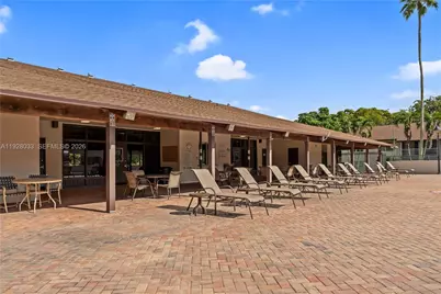 370 E Laurel Dr #3 E, Margate, FL 33063 - Photo 53