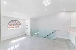 3375 W 76th St, Hialeah, FL 33018 - Photo 5