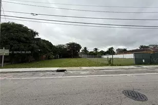 8 NW 8th St, Fort Lauderdale, FL 33311 - Photo 1