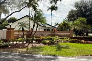 15500 Carriage Ct, Davie, FL 33331 - Photo 25