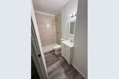 812 NW 26th Ave #B, Miami, FL 33125 - Photo 7