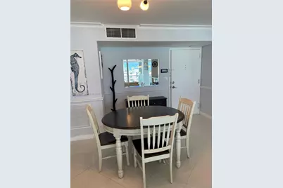 2655 Collins Ave #2105, Miami Beach, FL 33140 - Photo 7