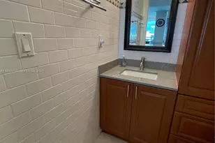 2655 Collins Ave, Miami Beach, FL 33140 - Photo 21