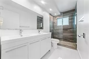 3755 NE 167th St, North Miami Beach, FL 33160 - Photo 21